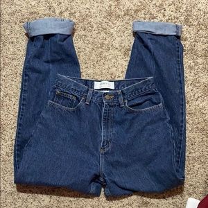 LLbean VINTAGE HIGH WAISTED MOM JEANS.